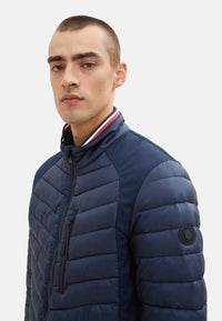 Tom Tailor Hybrid Steppjacke mit Stehkragen und Reißverschluss