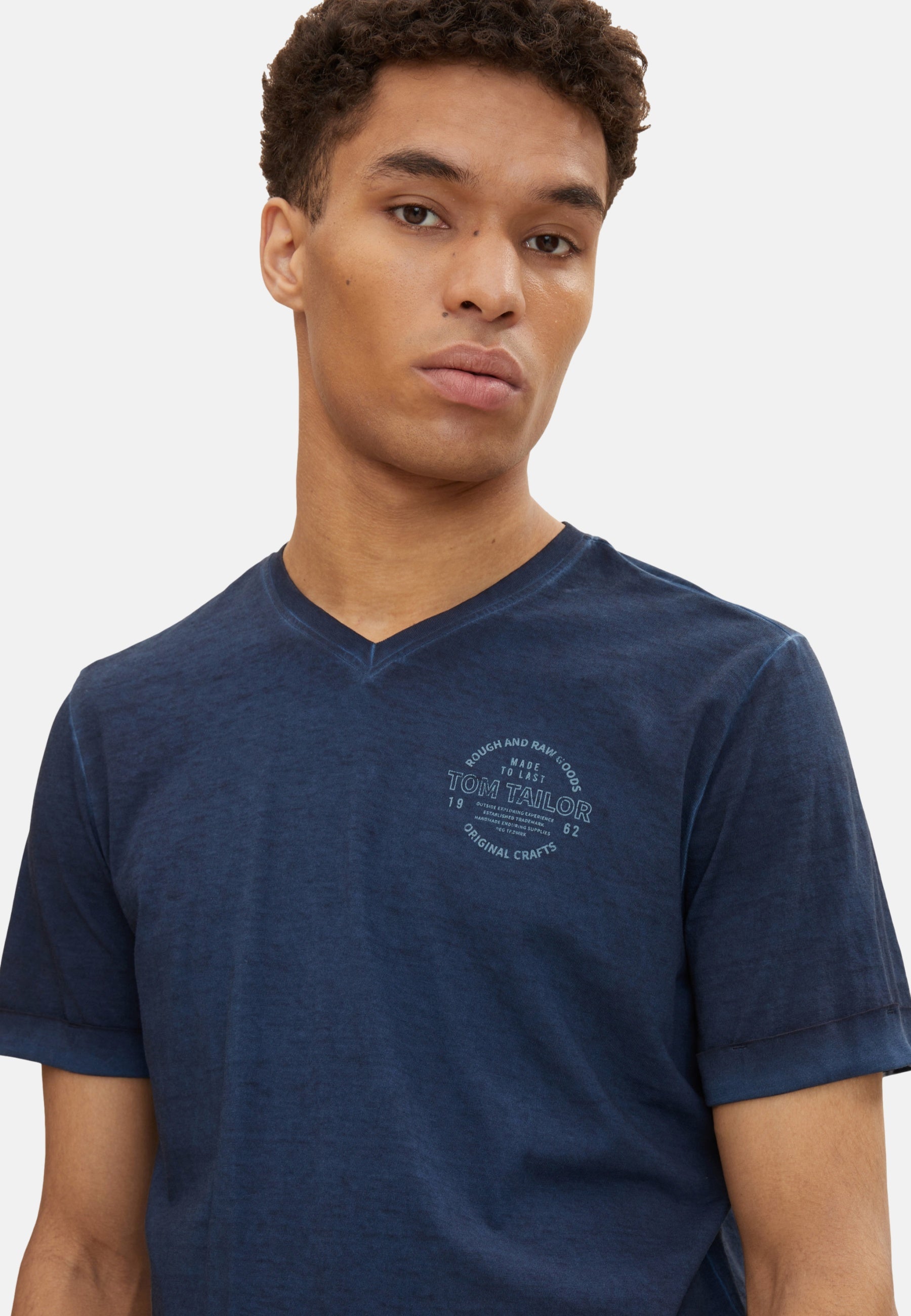 Tom Tailor T-Shirt mit Logo Print und V-Ausschnitt