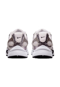Nike V5 RNR Sneaker