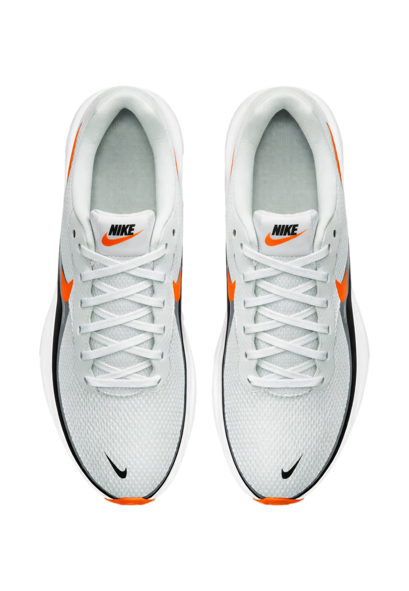 Nike REVOLUTION 8 Sneaker