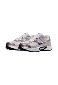 Nike V5 RNR Sneaker