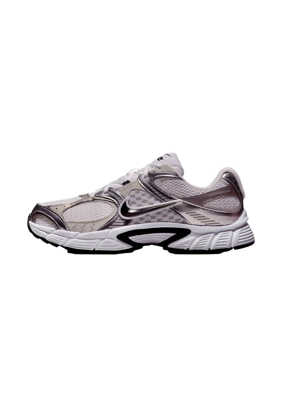 Nike V5 RNR Sneaker