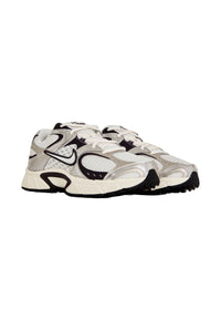 Nike V5 RNR Sneaker