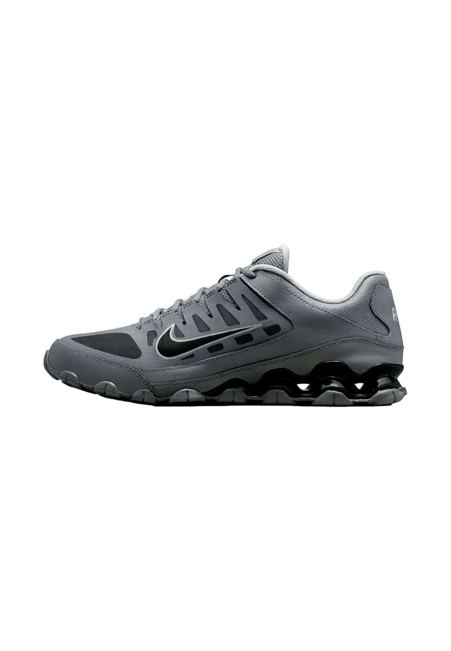 Nike REAX 8 TR MESH Sneaker