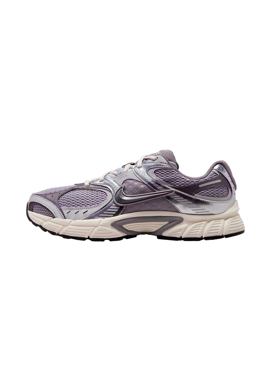 Nike V5 RNR Sneaker