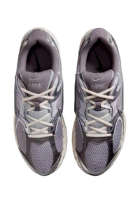 Nike V5 RNR Sneaker