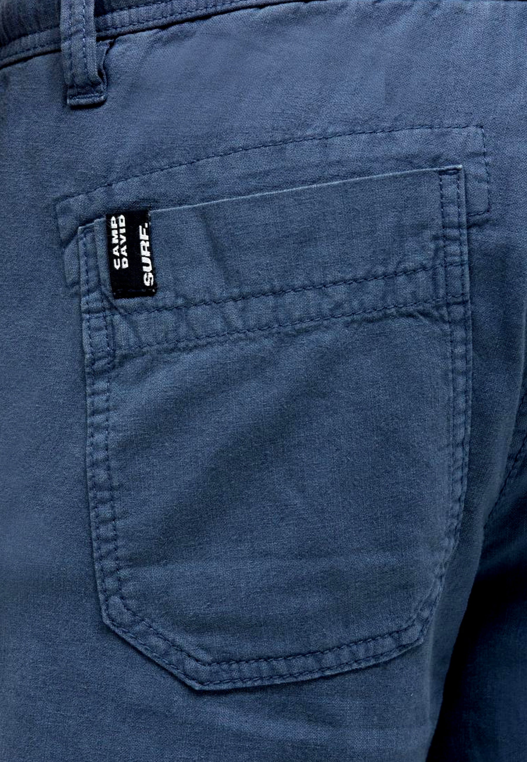 Camp David Windsurfing kurze Hose mit vielen Taschen