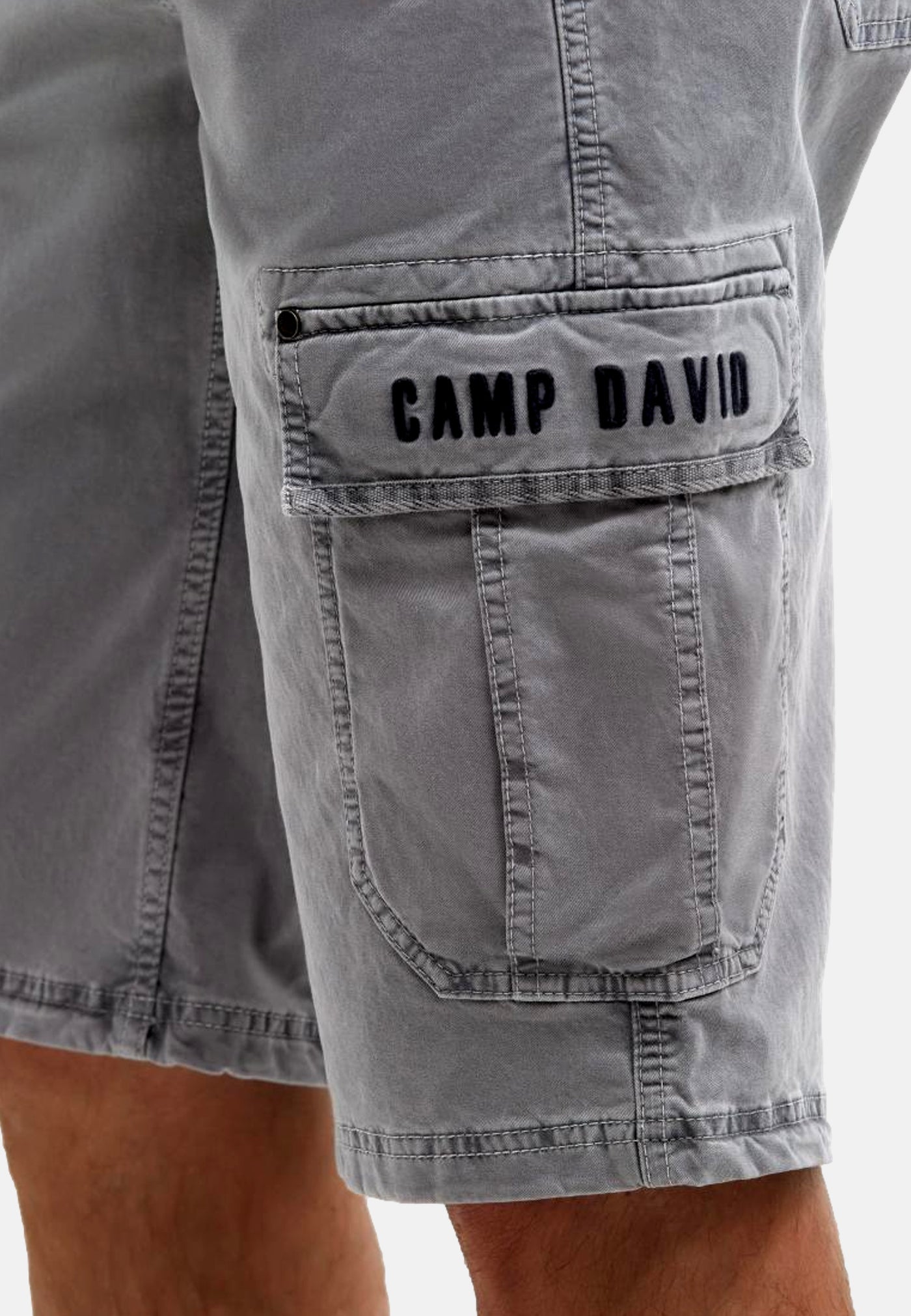 Camp David Oceanfront kurze Hose mit vielen Taschen