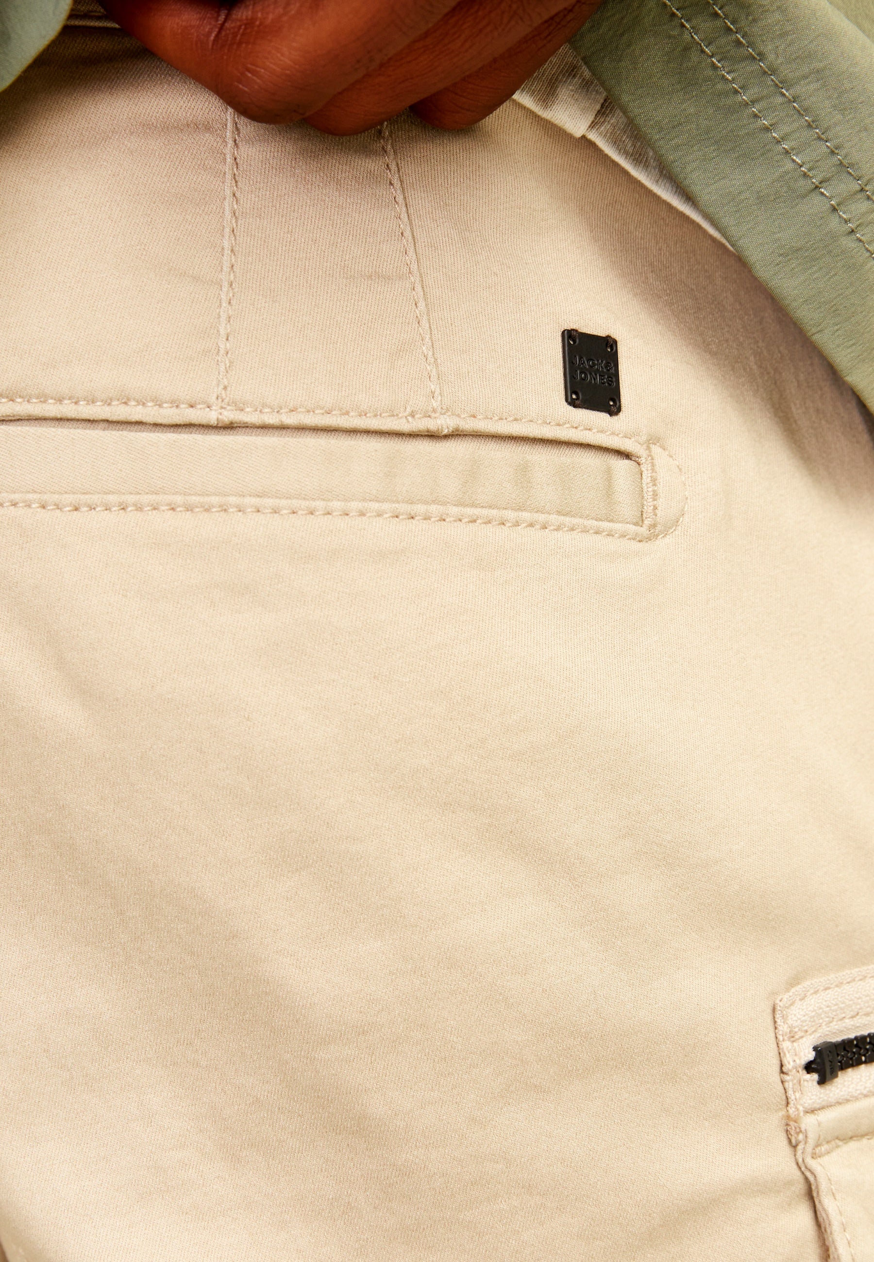 Jack & Jones Dex kurze Hose mit vielen Taschen