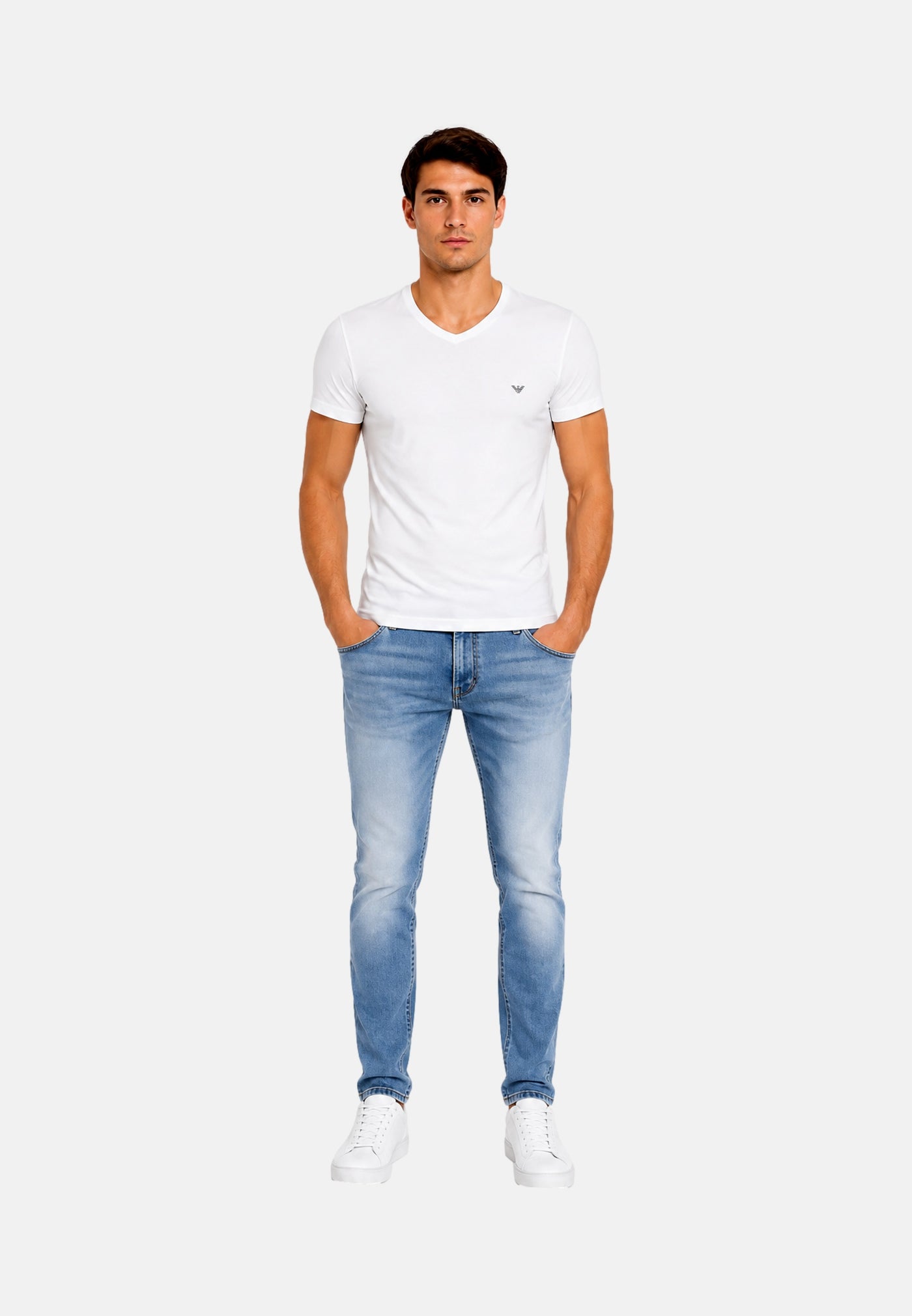 Emporio Armani T-Shirt mit V-Ausschnitt Shortsleeve