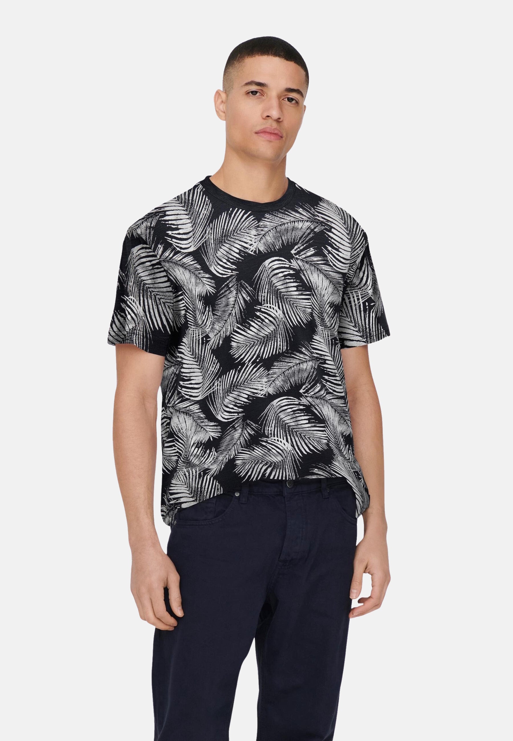 Only & Sons Perry Life Reg Leaf AOP Kurzarmshirt