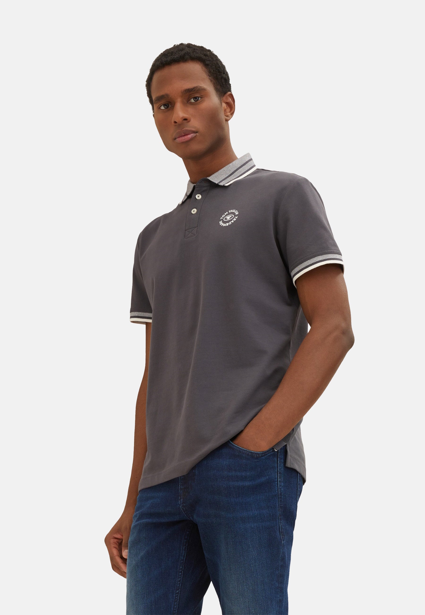 Tom Tailor Basic Polo Kurzarmshirt mit Kontraststreifen und Logo-Print