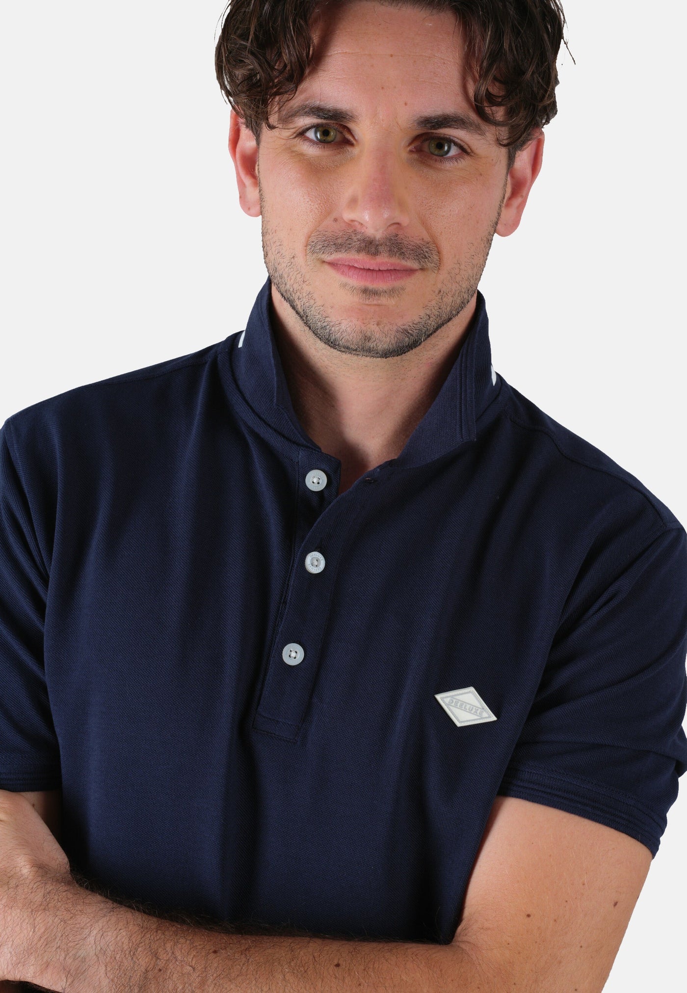 DEELUXE Unifarbenes Kurzarm-T-Shirt PLAYING mit Polokragen und Knopfleiste in normaler Passform