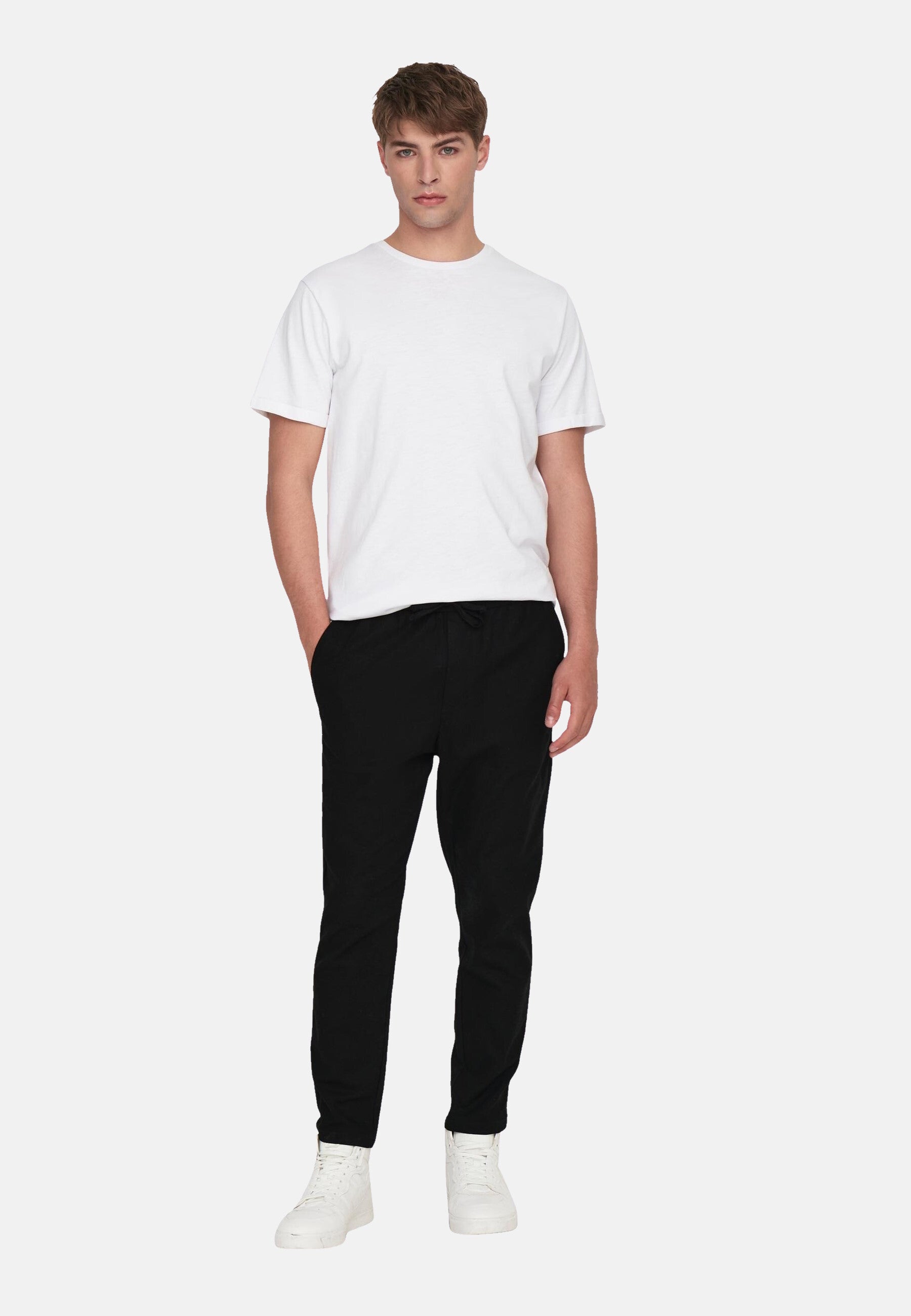 Only & Sons Unifarbene Stoffhose Linus mit elastischem Bund und seitlichen Eingrifftaschen in Regular Fit