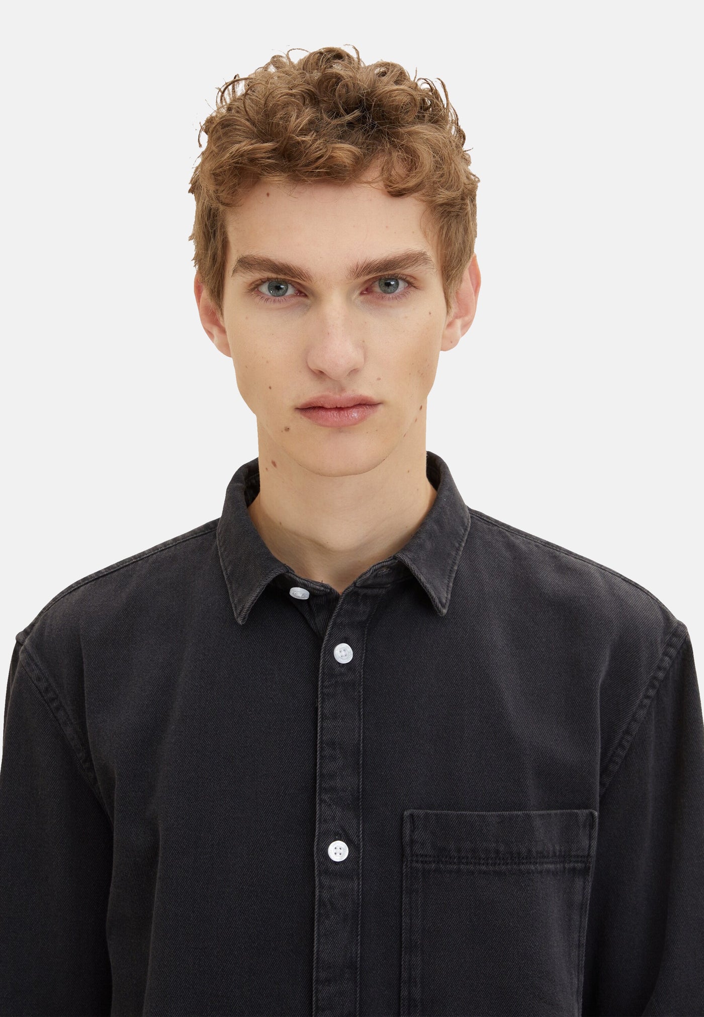 Tom Tailor Relaxed Denim-Hemd langem Arm, Kent-Kragen, Knopfleiste und Brusttasche
