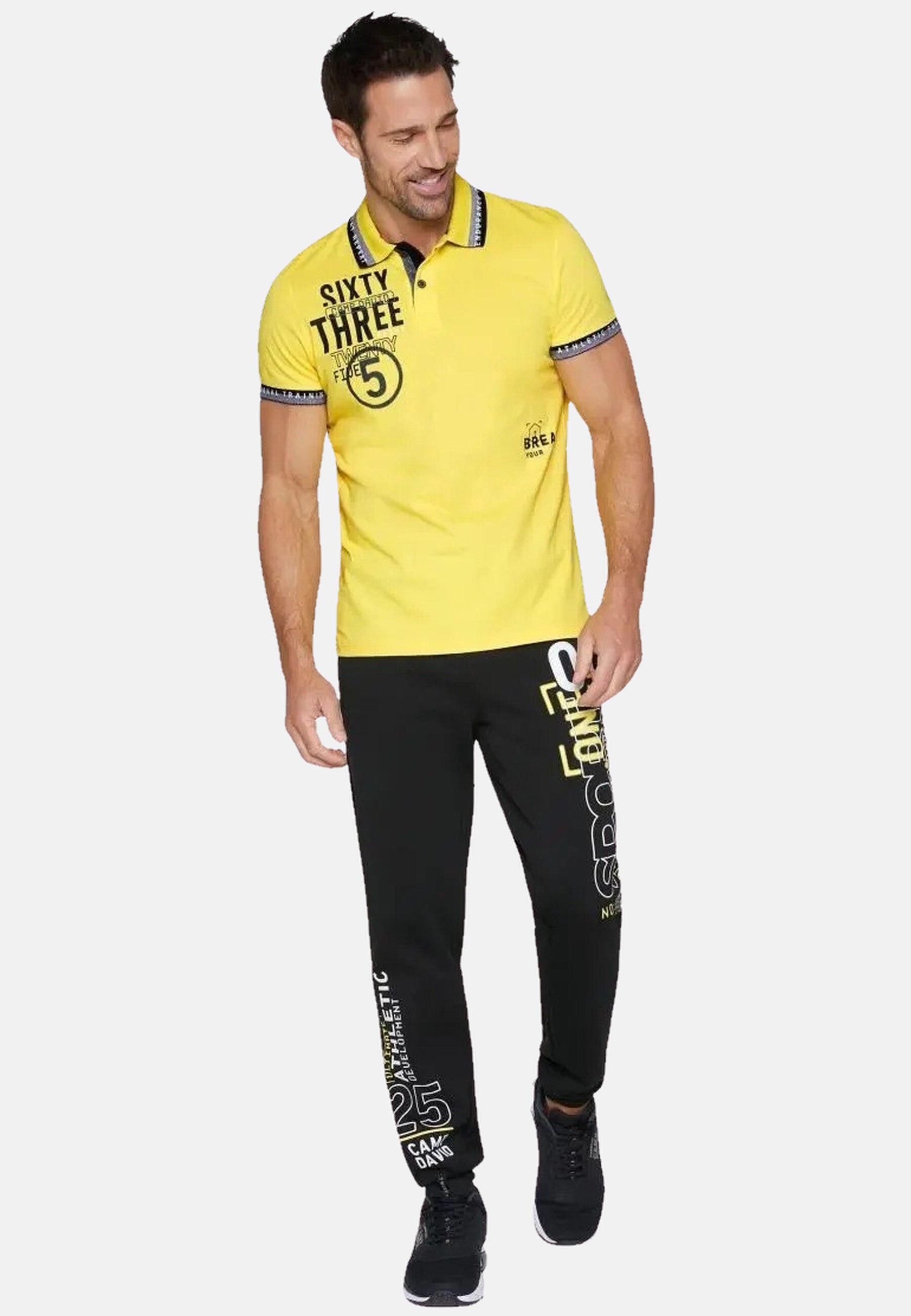 Camp David Poloshirt mit Two-Tone-Details und Seitenschlitze in lockerer Passform