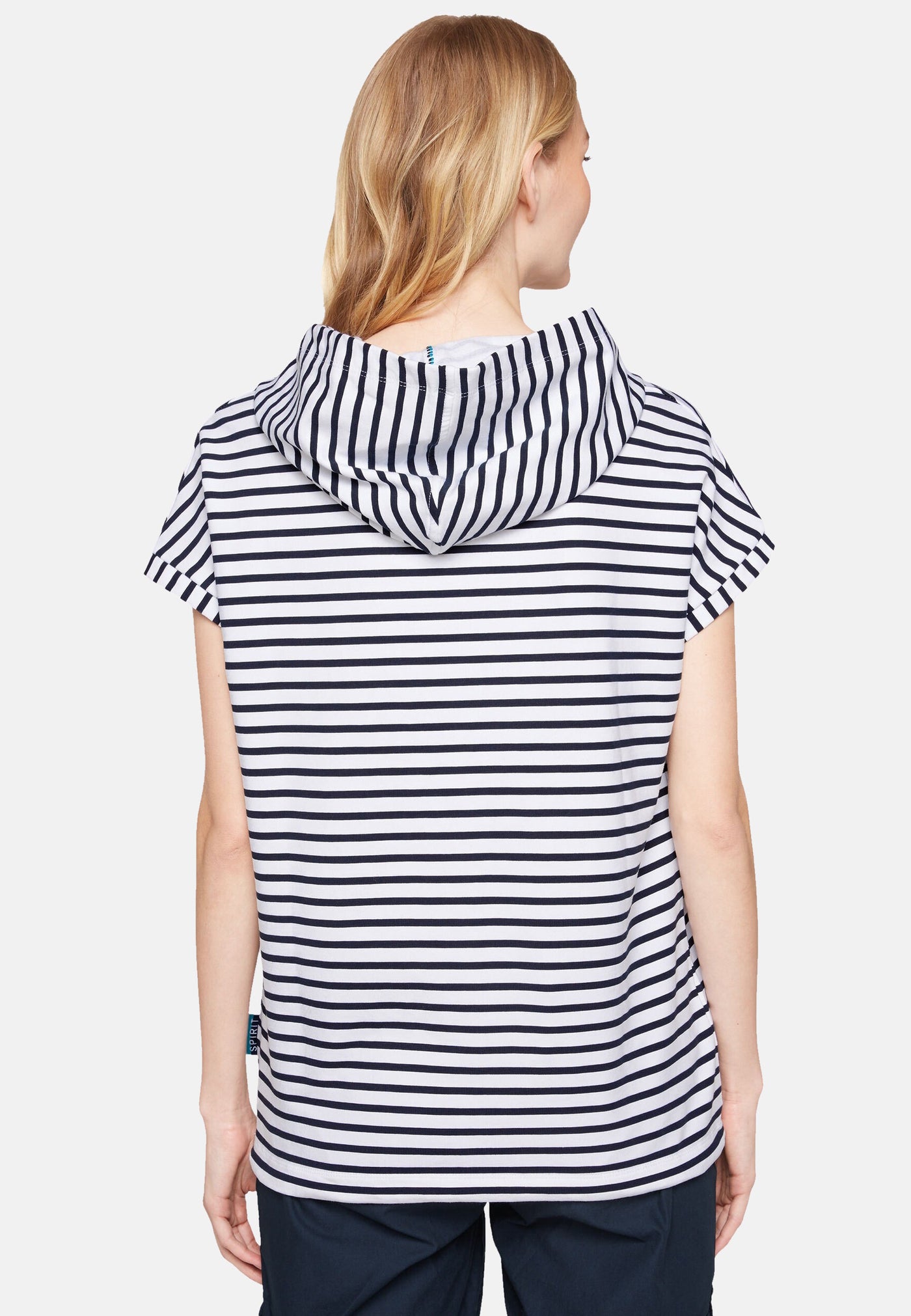 Soccx Kurzarmshirt mit Kapuze