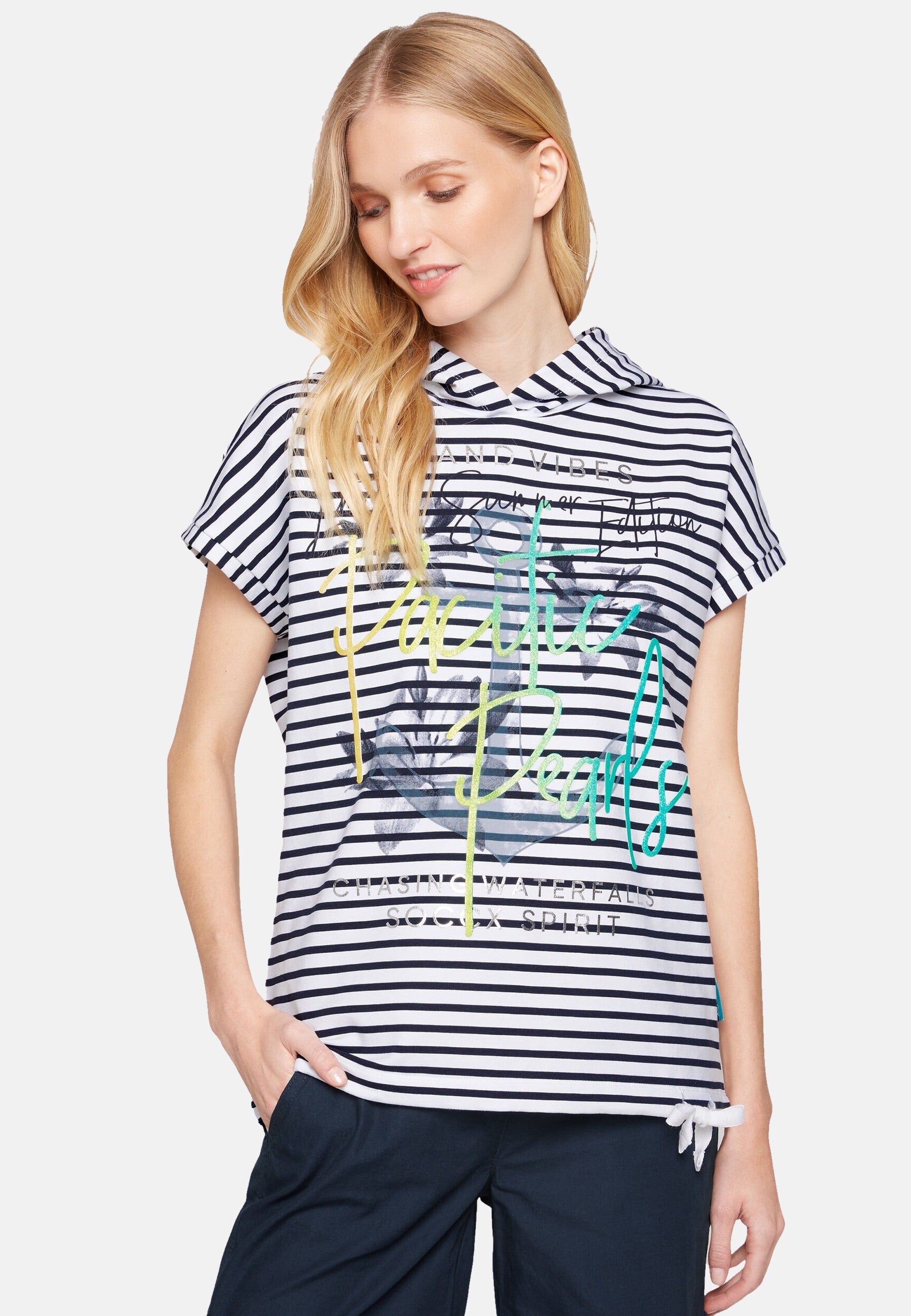 Soccx Kurzarmshirt mit Kapuze