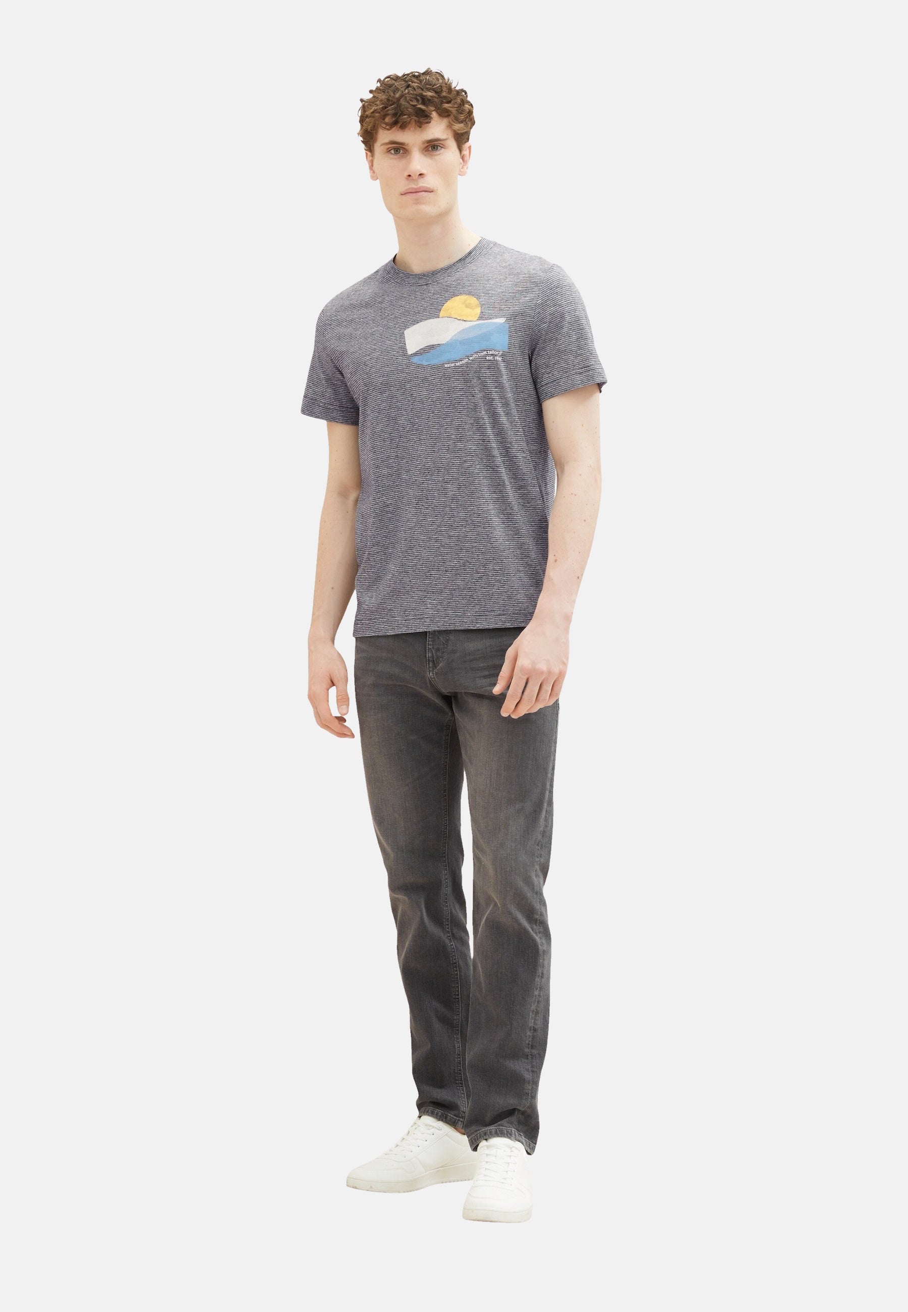 Tom Tailor Gestreiftes Kurzarmshirt mit Rundhalsausschnitt und Foto-Print