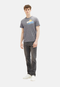 Tom Tailor Gestreiftes Kurzarmshirt mit Rundhalsausschnitt und Foto-Print