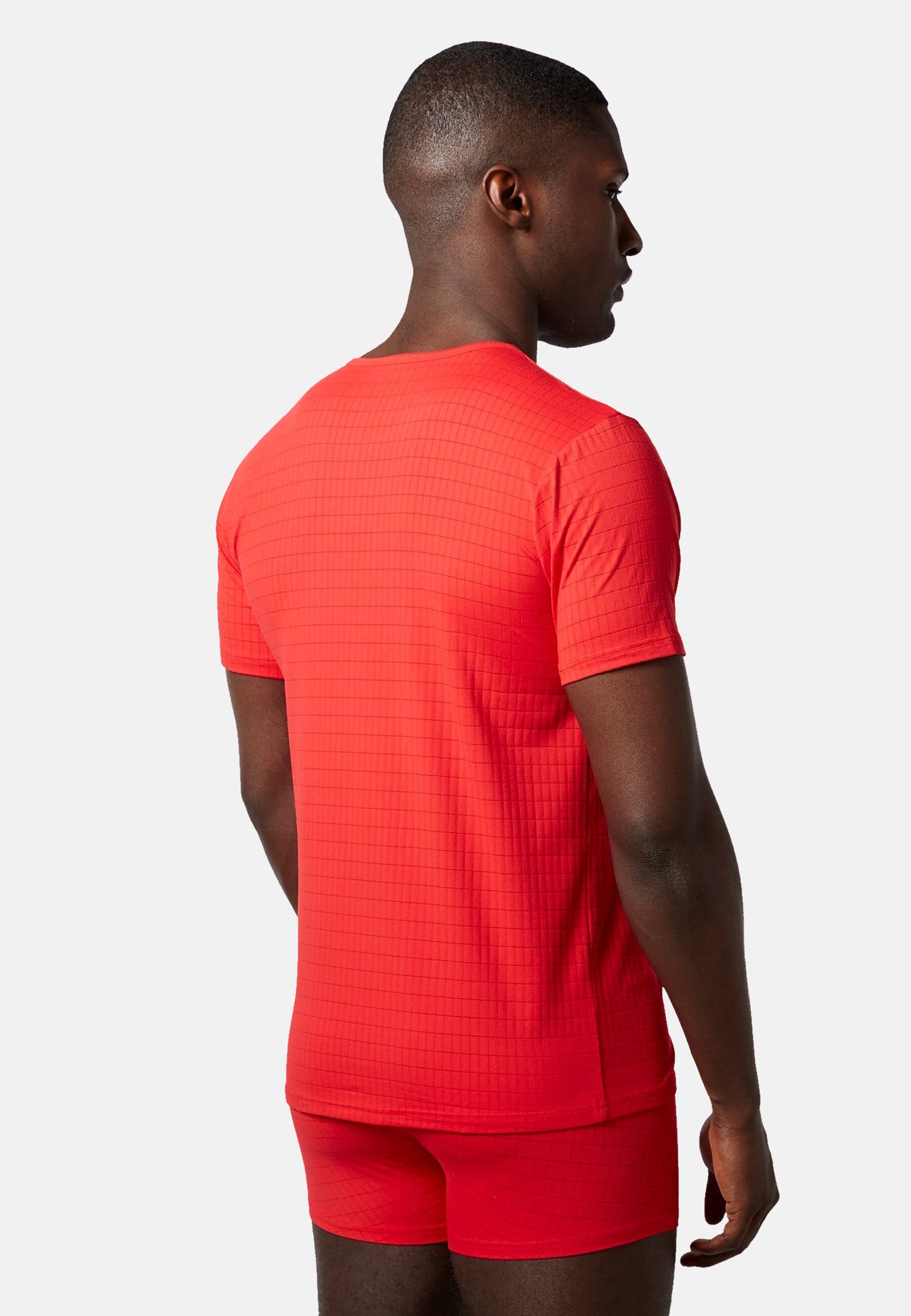 Bruno Banani Kurzarmshirt Check Line 2.0 mit Rundhalsausschnitt und Logo-Patch