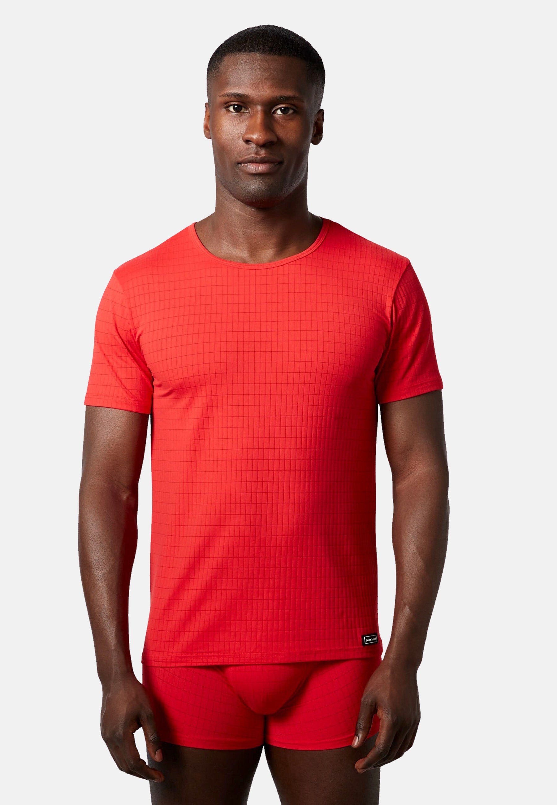 Bruno Banani Kurzarmshirt Check Line 2.0 mit Rundhalsausschnitt und Logo-Patch