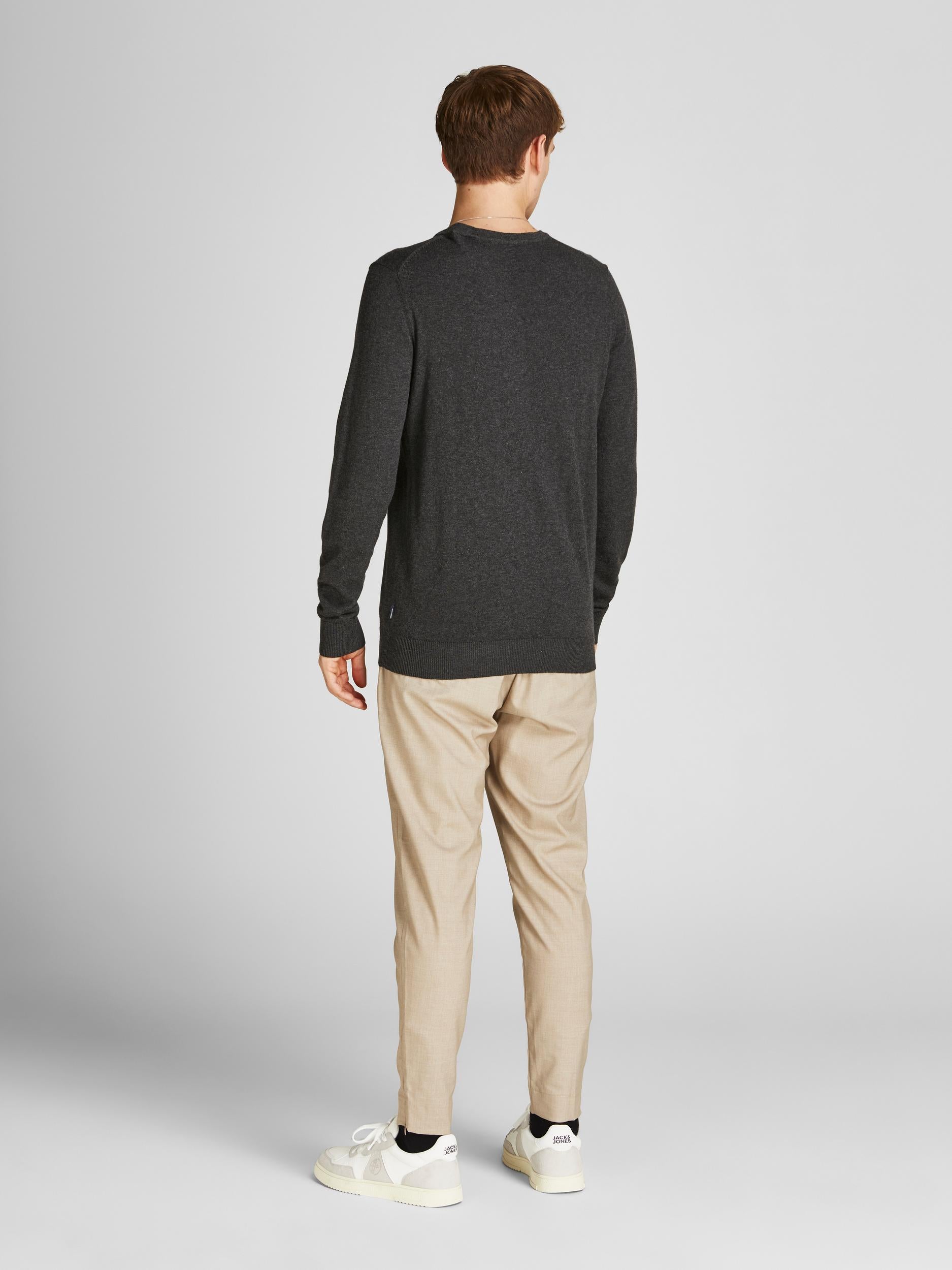 Jack & Jones Strickpullover mit V-Ausschnitt JJEEMIL KNIT V-NECK