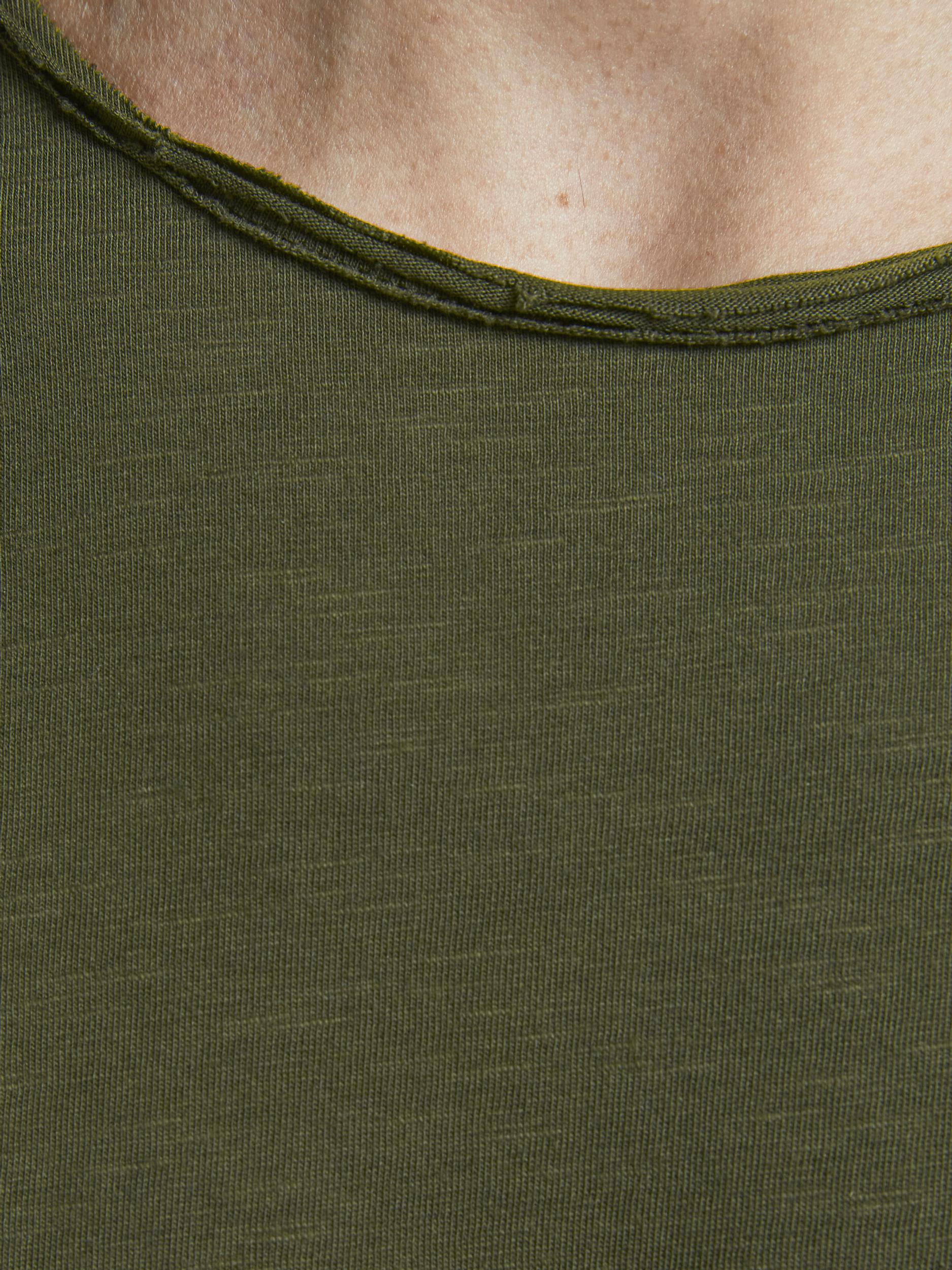 Jack & Jones T-Shirt mit offenem Saum JJEBASHER TEE O-NECK