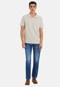 Guess Kurzarm-Poloshirt EMBRO STRIP in Regular Fit mit Allover-Streifenmuster aus Leinenmix