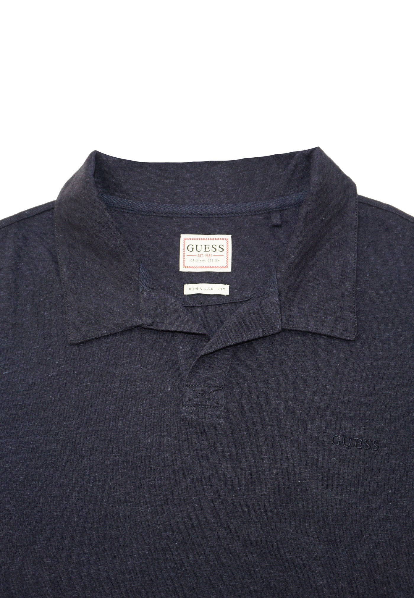 Guess Kurzarm-Poloshirt EMBRO CHEST POLO mit Knopfleiste und Logo-Stickerei aus Leinenmix