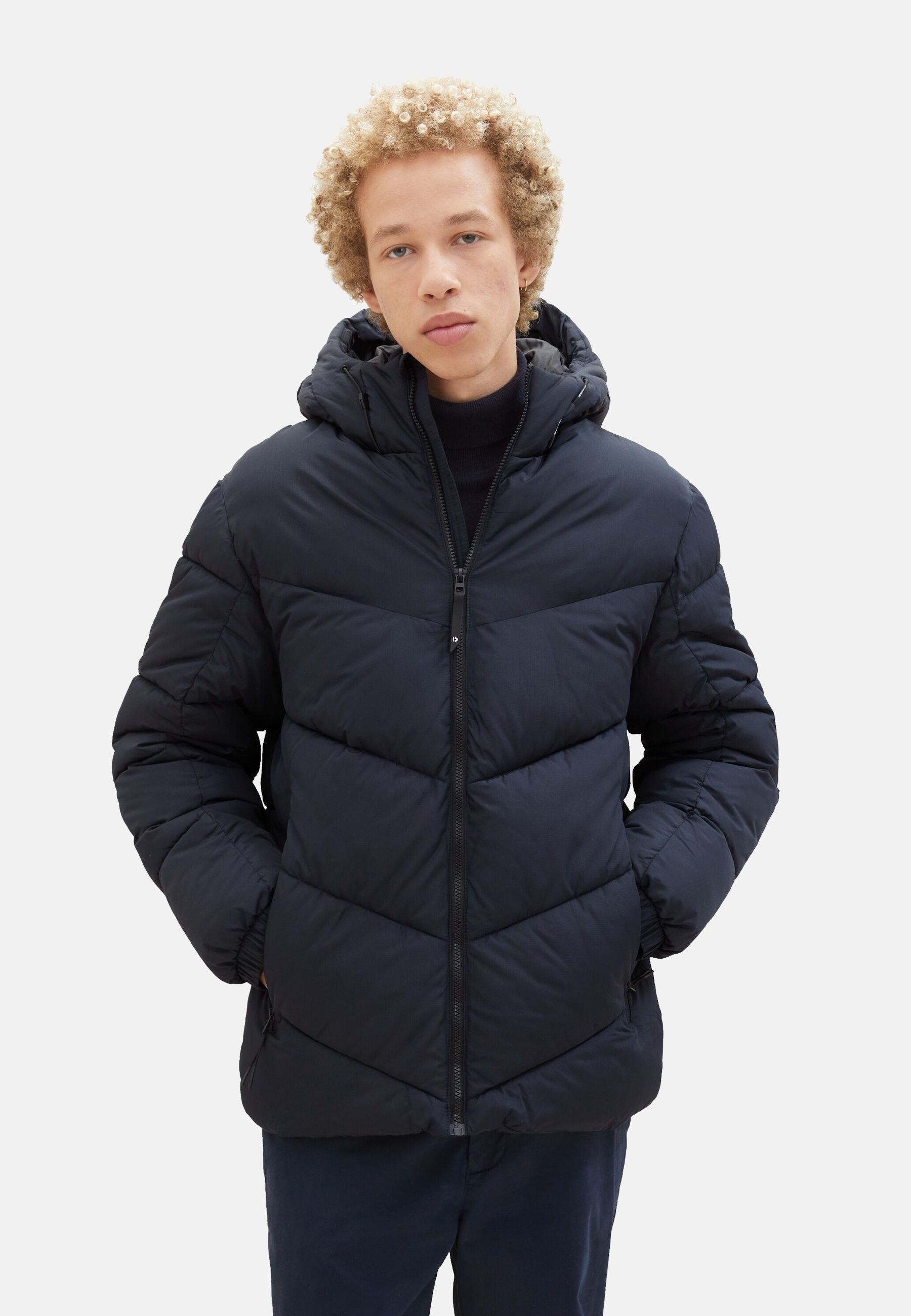 Tom Tailor Steppjacke mit Kapuze und Reißverschlusstaschen