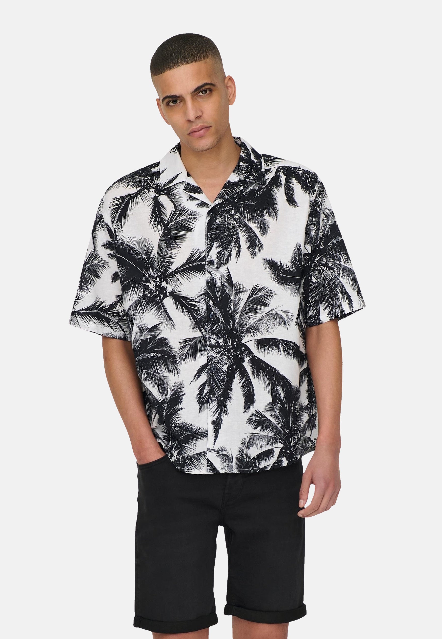 Only & Sons Tie RLX Palm Kurzarmhemd