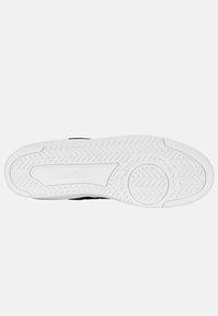 K-Swiss COURT PALISADES Sneaker