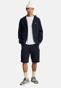 Lyle & Scott kurze Hose mit vielen Taschen
