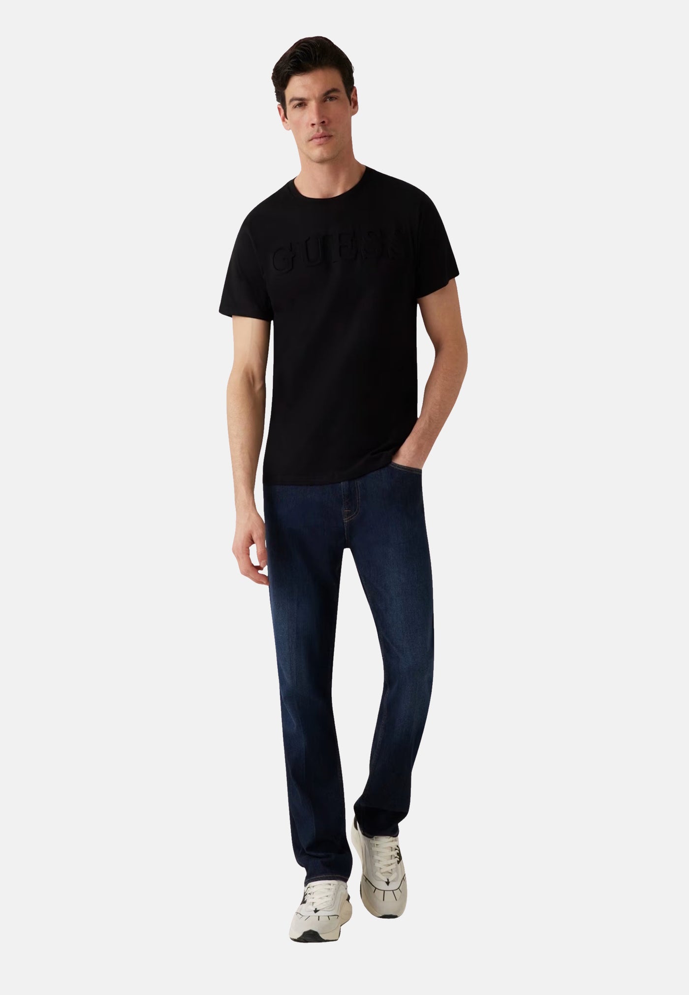 Guess EMBOSSED LOGO Kurzarmshirt