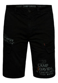 Camp David kurze Hose mit vielen Taschen