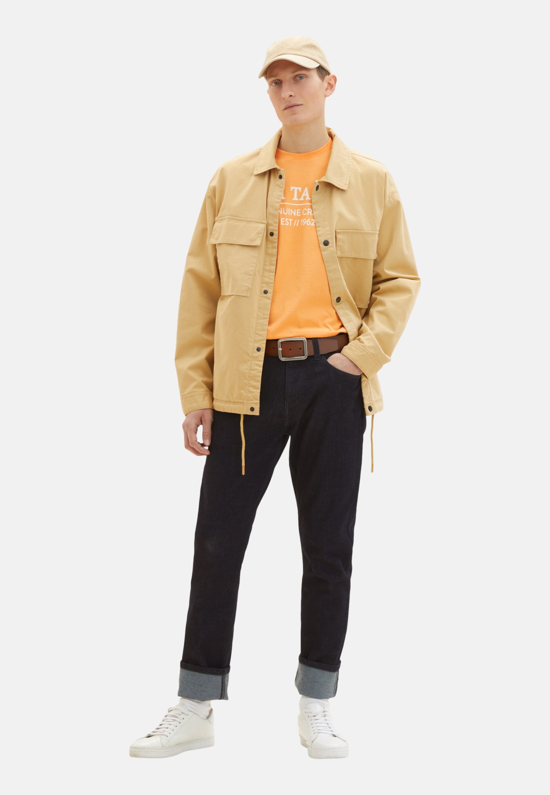 Tom Tailor Unifarbenes Kurzarm T-Shirt mit Rundhalsausschnitt und Label-Print