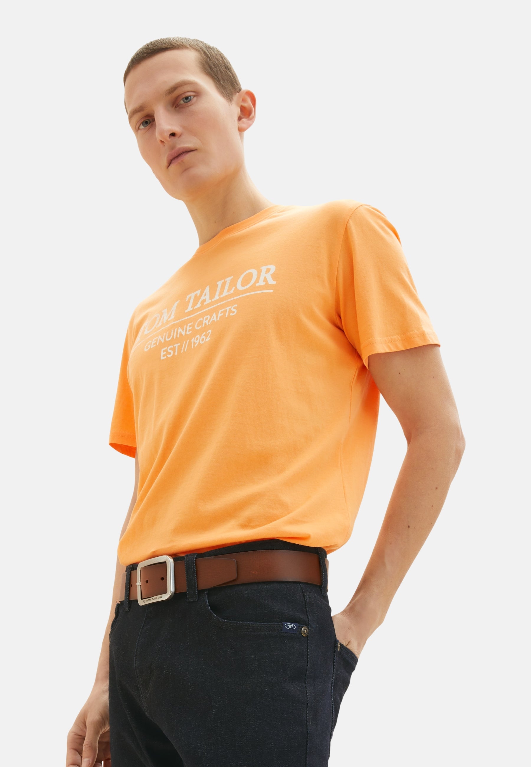 Tom Tailor Unifarbenes Kurzarm T-Shirt mit Rundhalsausschnitt und Label-Print