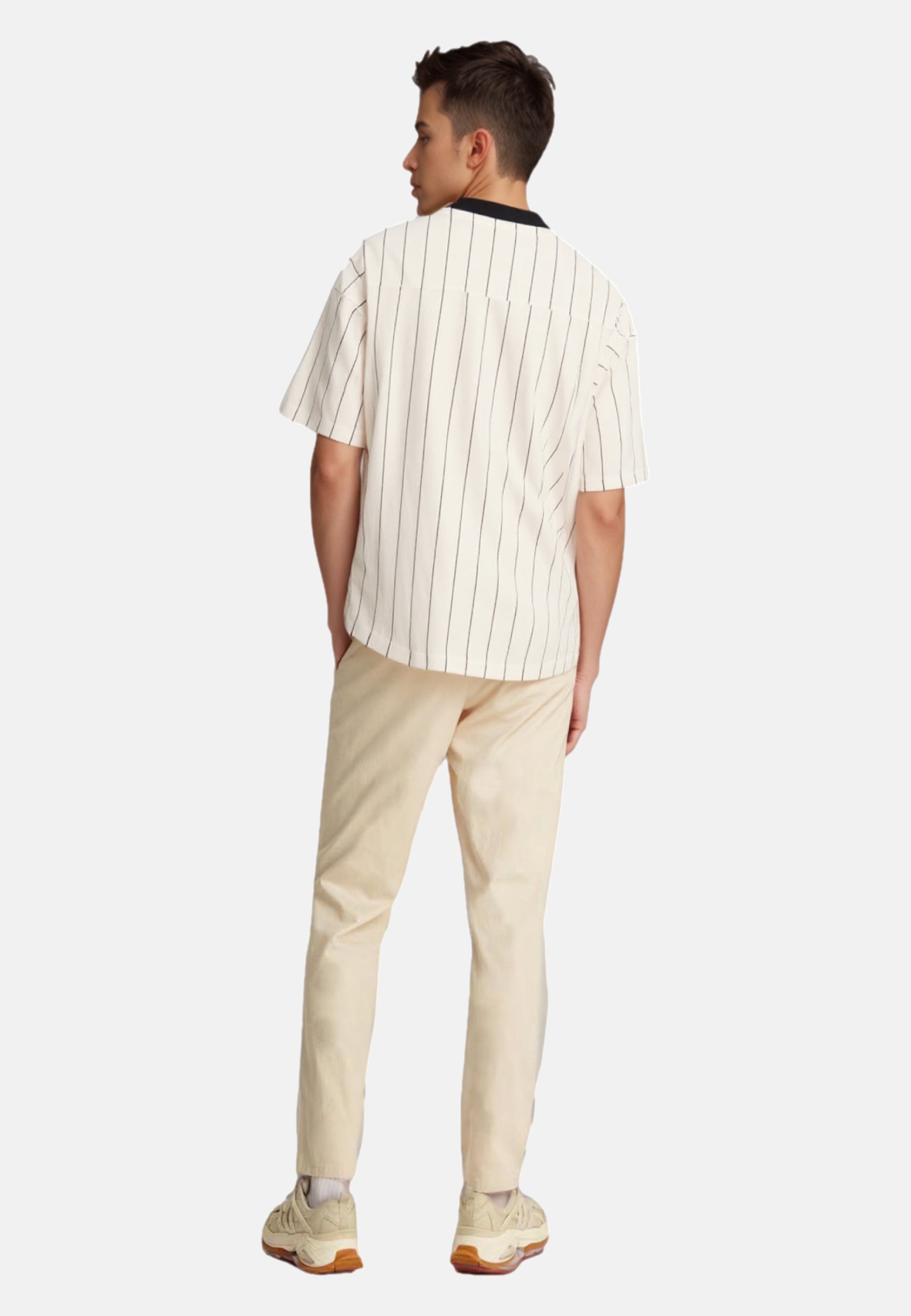!Solid SEAN Kurzarmshirt
