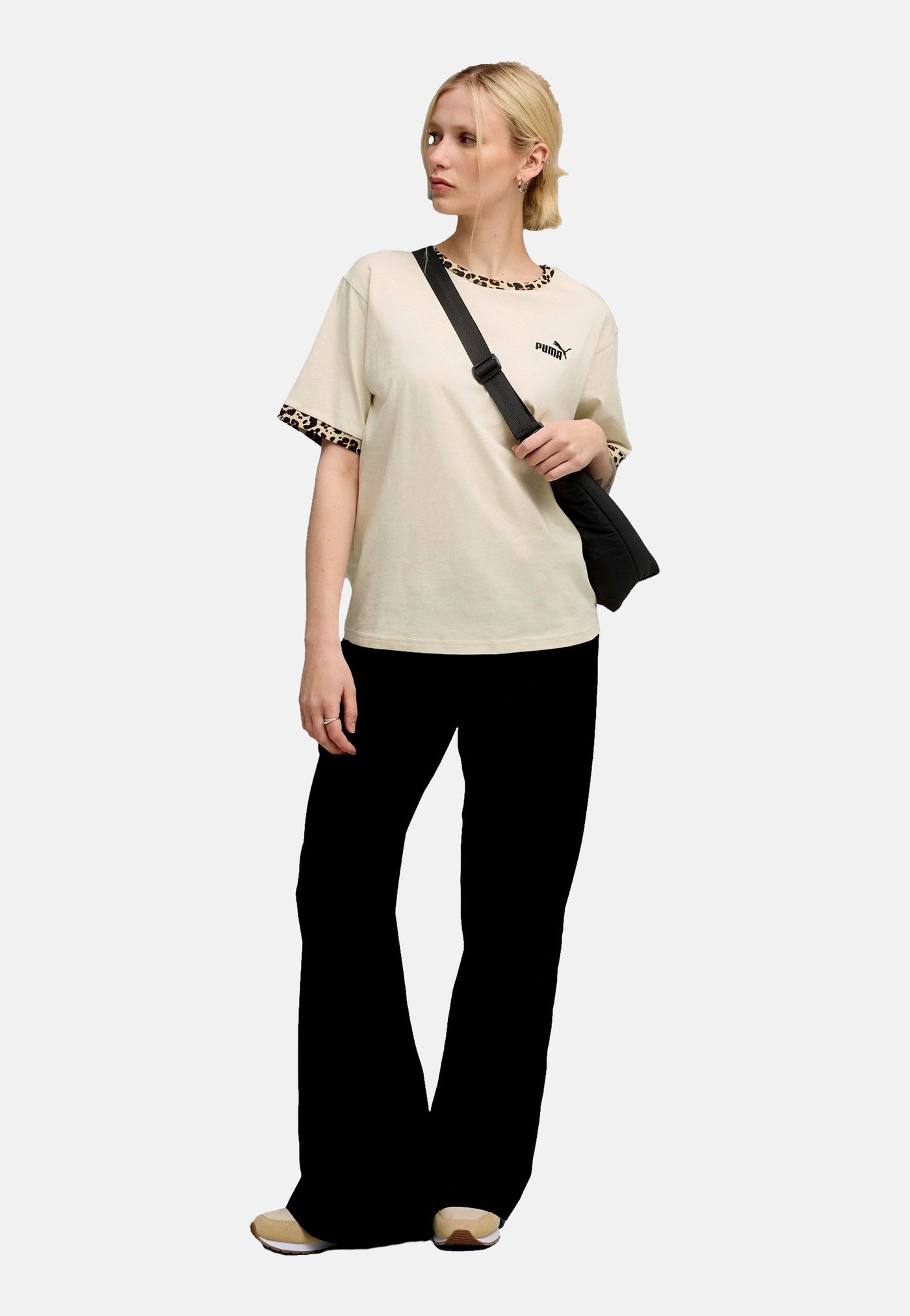 Puma ESS GRAPHIC Kurzarmshirt