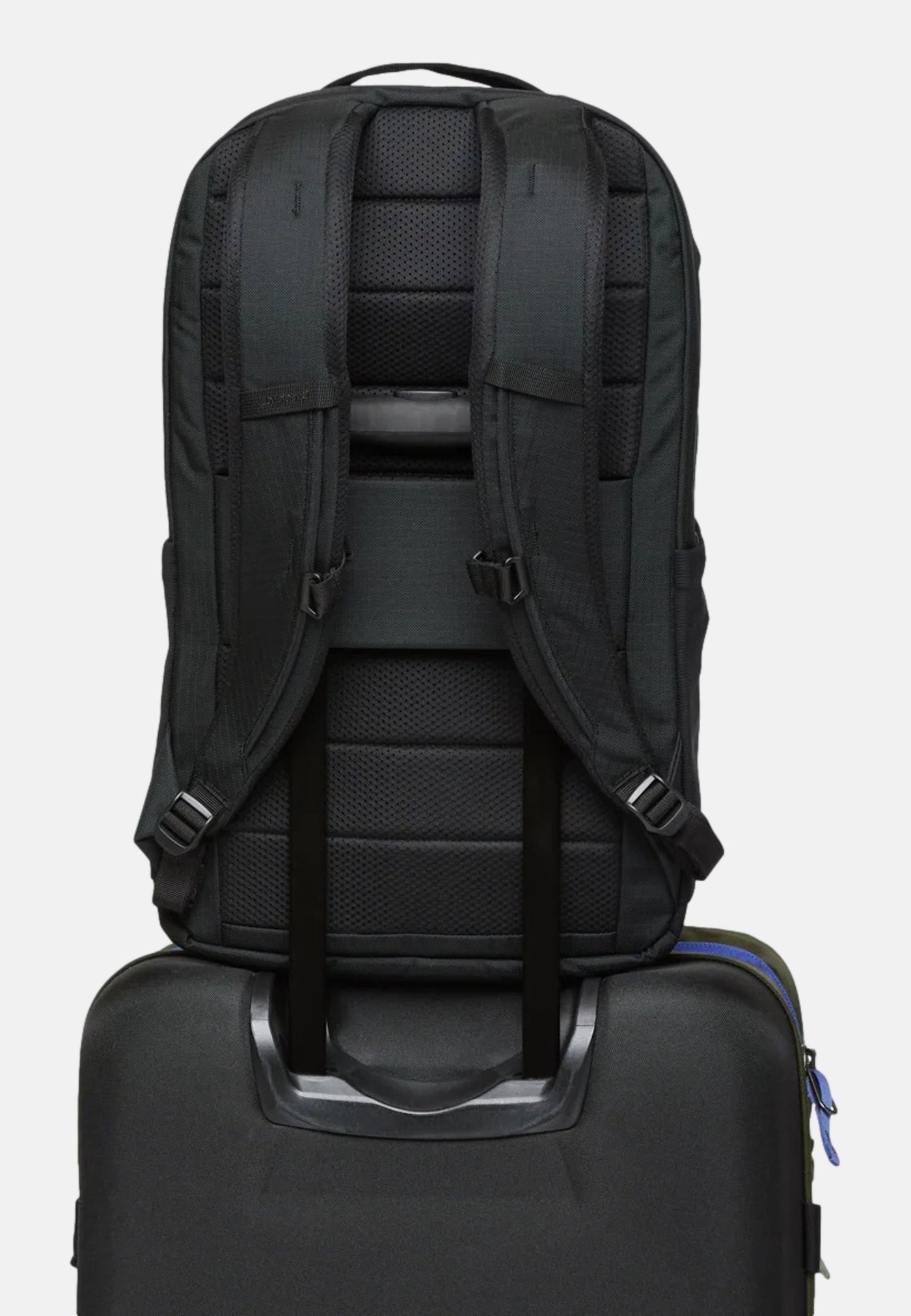 Cotopaxi Allpa 26L Daypack