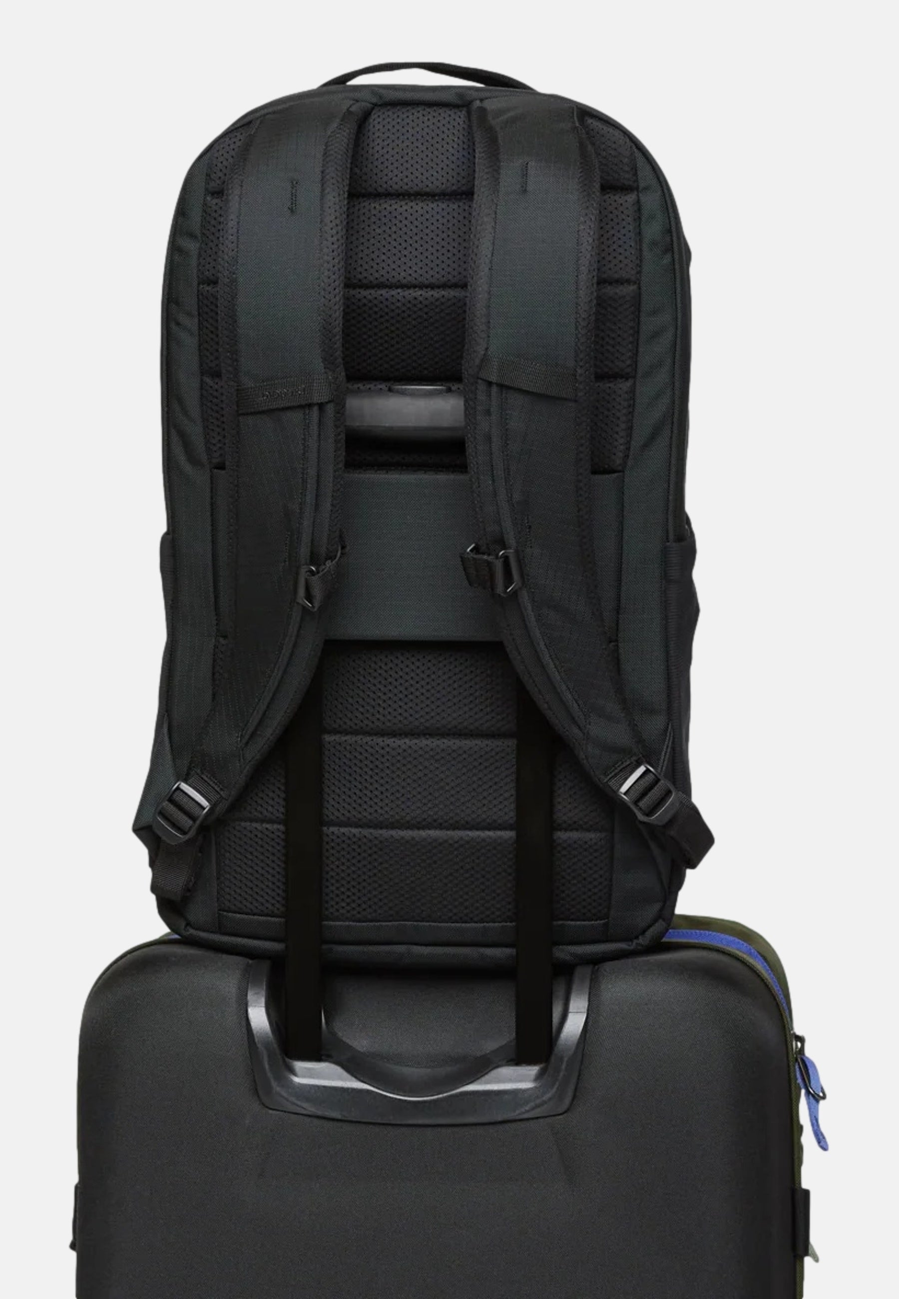 Cotopaxi Allpa 26L Daypack