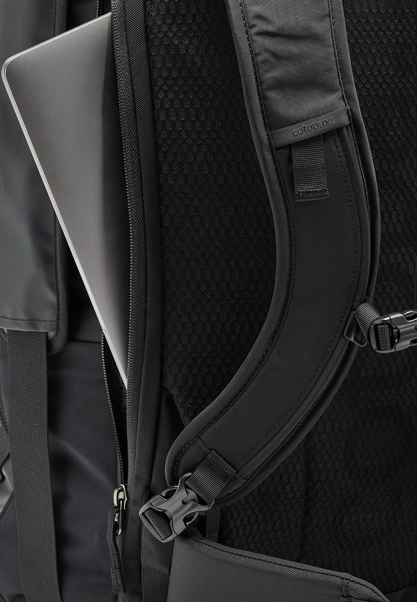Cotopaxi Allpa 42L Travelpack